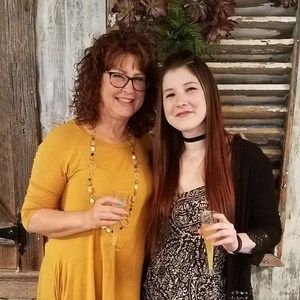 Meet your Posher, Lisa